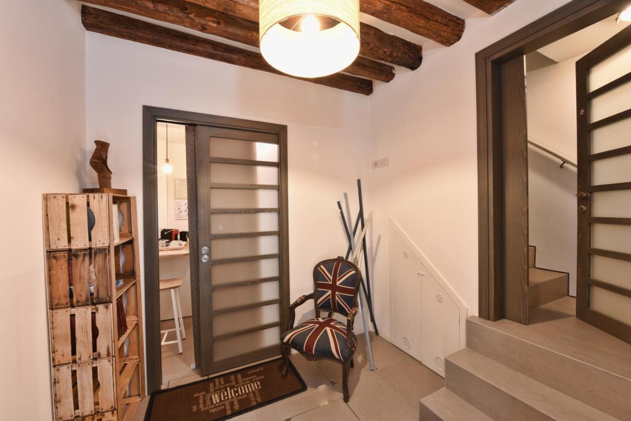 Lively Castello Comfort Room Private Bath & Privacy Venecia Exterior foto