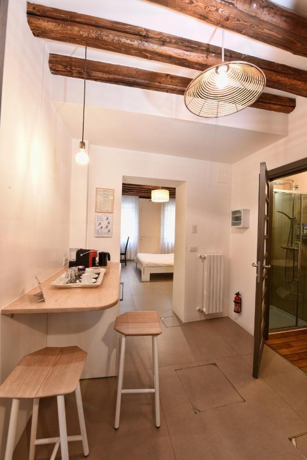Lively Castello Comfort Room Private Bath & Privacy Venecia Exterior foto